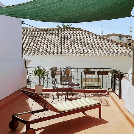 Semesterbostad Happy Terrace Downtown Tiny House 100% Portuguese Faro